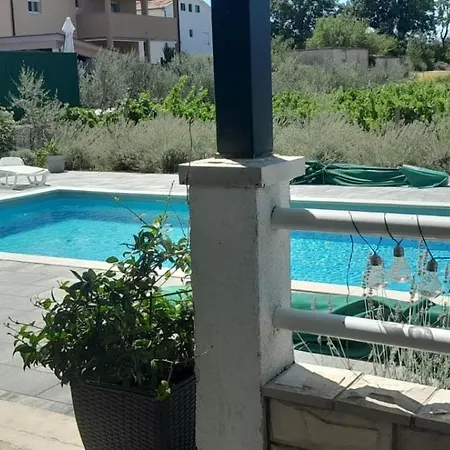 Kuca Za Odmor Planinic Krehin Dvor